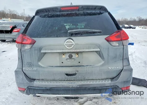 2017 Nissan Rogue Sv z USA, uszkodzony, nr VIN 5N1AT2MV6HC816049